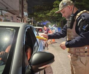 Operação Lei Seca: motorista é preso por dirigir embriagado no ES Motorista embriagado preso no ES