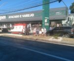 Urgente! Carro atropela pedestre em cima da faixa em Cachoeiro