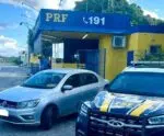 PRF fica impressionada após abordar veículo na BR-101