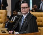 Zanin toma posse como ministro substituto de André Mendonça no TSE