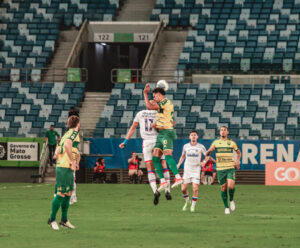 Cuiabá faz 5 a 0 no Fortaleza e deixa zona de rebaixamento do Brasileirão Cuiabá e Fortaleza