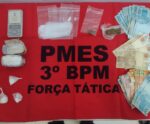 Suspeitos são presos com drogas e materiais para tráfico em Alegre