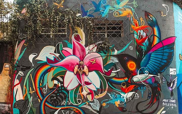 Obra-de-arte-do-Boletabike-no-Beco-do-Batman