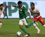 Palmeiras aproveita fraquezas do Red Bull Bragantino e vence a 4ª seguida