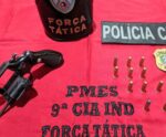 PC e PM prendem suspeito com arma de fogo e drogas em Itapemirim