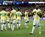 Vinicius Júnior brilha e Brasil derrota Paraguai na Copa América
