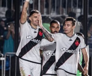 Vasco e Fluminense vão se enfrentar no Kleber Andrade, em Cariacica Vasco e Fluminense