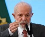 Lula anuncia R$ 5,5 bi e pede fim de greve em universidades federais