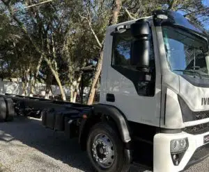 Agricultura de Anchieta recebe caminhão-prancha para comunidades Agricultura em Anchieta