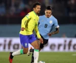 Copa América: Brasil enfrenta Uruguai em busca de vaga nas semifinais