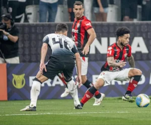 Corinthians supera Vitória com brilho de Garro e gol salvador no fim Corinthians e Vitória
