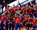 Espanha derrota a Inglaterra na final e conquista o seu quarto título da Eurocopa
