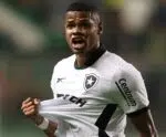 Júnior Santos sofre fratura na tíbia e desfalca o Botafogo no Brasileiro