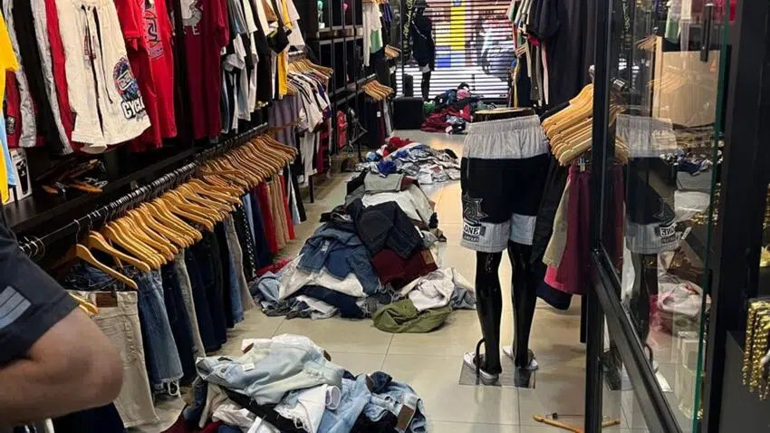 Loja roupas falsificadas em Linhares