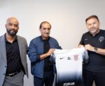 Corinthians anuncia Ramón Díaz como novo técnico para o Brasileiro
