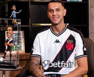 Após sugestão de Coutinho, Vasco anuncia retorno do volante Souza Souza no Vasco