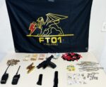 PM apreende drogas e uma arma com três pessoas no Espírito Santo