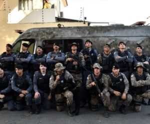PM apreende drogas, armas e detém criminosos no Espírito Santo criminosos no Espírito Santo
