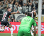 Atlético-MG sofre, mas vence San Lorenzo e avança na Libertadores