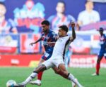 Botafogo empata com o Bahia em Salvador e perde a liderança do Brasileirão