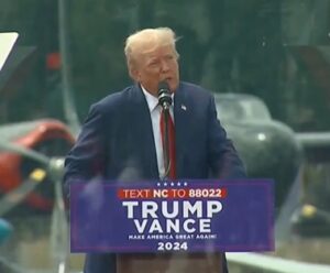 Trump volta a discursar em público após tentativa de assassinato Donald Trump