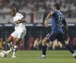 São Paulo derrota Nacional sem esforço e avança na Libertadores