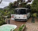 Confira 3 hospedagens dentro de ônibus para conhecer no ES