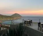 FIXI: conheça restaurante em frente a uma das praias mais bonitas do Brasil