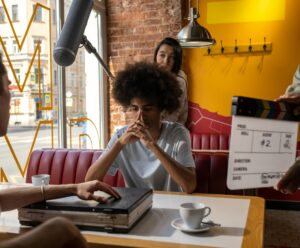 Escolas do Sul do ES são contempladas com formação em cinema. Confira! Formação em cinema no Sul do Espírito Santo