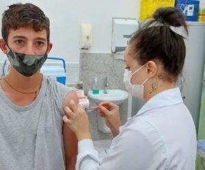 ES: média de vacinas contra dengue cresce 26% nas últimas semanas vacinas contra dengue