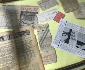 Exposição na Biblioteca Pública do ES revela livros e itens raros Biblioteca Pública do ES