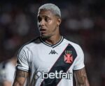 David rompe ligamento cruzado e vai desfalcar Vasco por até 10 meses