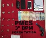 Jovem é detido pela PM com drogas e materiais do tráfico em Guaçuí