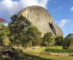 Pedra Azul recebe festival com música, gastronomia e experiências únicas