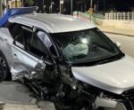 Susto em Cachoeiro; carro fica destruído após batida