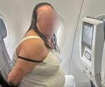 Pânico no ar: passageira surta em voo e é contida pelos comissários