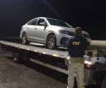Veículo roubado no Rio de Janeiro é apreendido na BR-101, no ES
