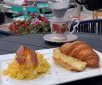 Apaixonante! Conheça cafeteria ao lado de um dos pontos turísticos mais famosos do ES
