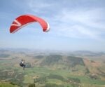 Piloto de Alfredo Chaves faz história ao conquistar título brasileiro de parapente