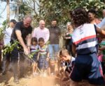 Casagrande incentiva plantio de árvores no Espírito Santo