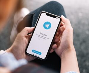 Espiando o Telegram: É possível acessar a conta de outra pessoa?