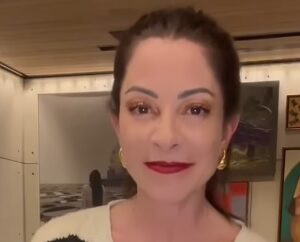 Ana Paula Padrão posta despedida emocionada ao Masterchef