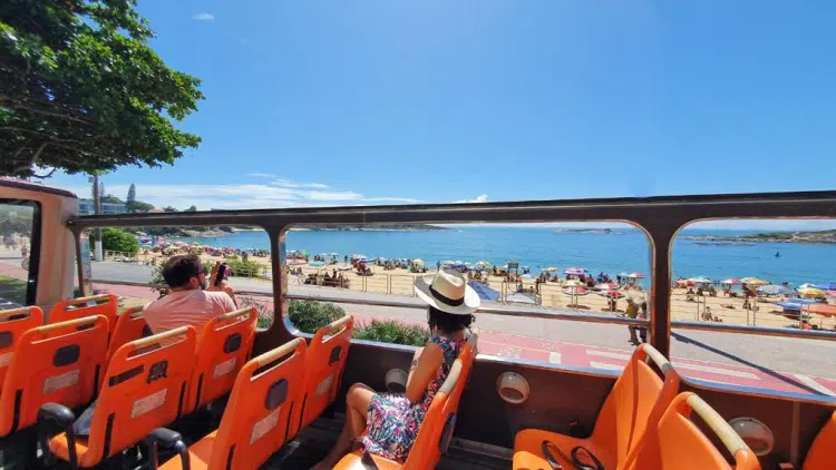 Bustour