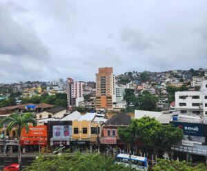 Como fica o clima no ES nesta terça-feira (28)? Confira Cachoeiro-tempo-previsao-chuva-frio