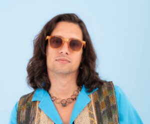 Cantor de Vargem Alta lança single “Emocionado” nesta sexta-feira (18) Cantor de Vragem Alta