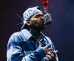 Chris Brown: ingressos esgotam e cantor fará mais um show