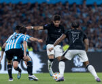 Corinthians sofre virada para o Racing e está fora da Sul-Americana