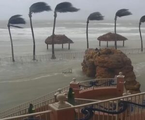 Furacão Milton: por que as mudanças climáticas tornam ciclones mais destrutivos?