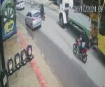 VÍDEO | Motorista foge após derrubar motociclista em Cachoeiro