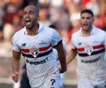 São Paulo bate o Vasco e se reanima na briga por vaga na Libertadores